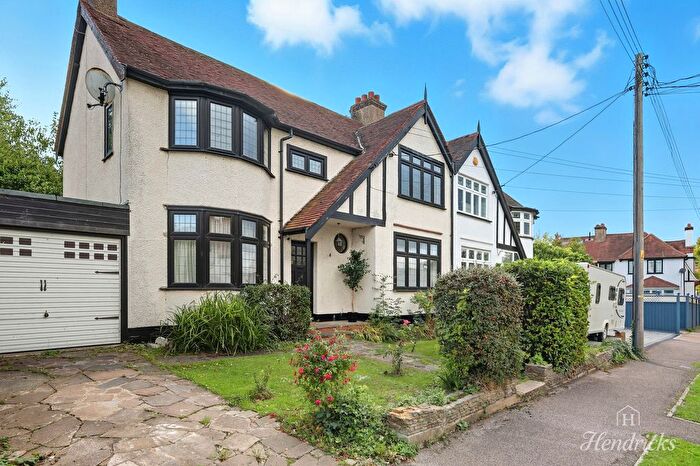 4 Bedroom Semi-Detached House For Sale In Beresford Gardens, Benfleet, SS7