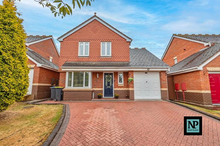 3 Bedroom Detached House For Sale In Mayfield, Wilnecote, B77