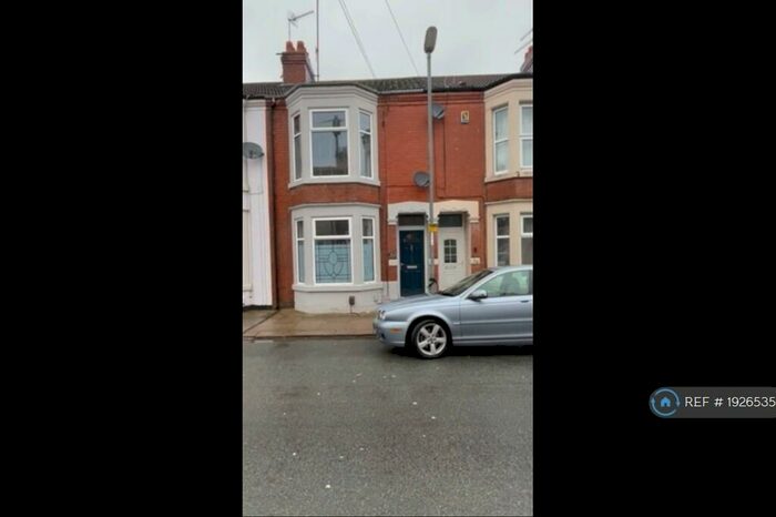 3 Bedroom Terraced House To Rent In Euston Road, Northampton, NN4