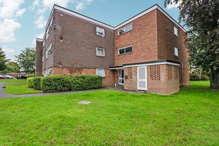 1 Bedroom Flat For Sale In Langley - Walking Distance To Langley Mainline, SL3