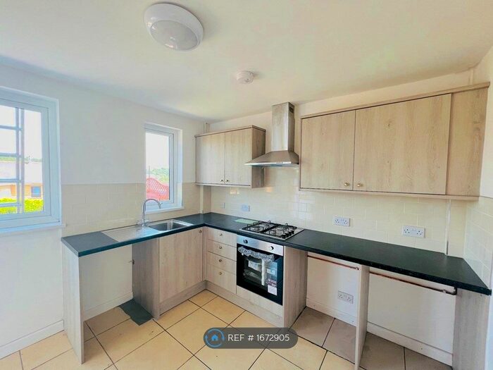 3 Bedroom Semi-Detached House To Rent In King Street, Pontypool, NP4