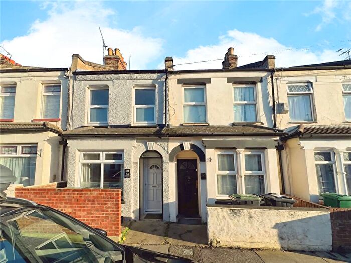 2 Bedroom Terraced House To Rent In Gordon Road, Northfleet, Gravesend, Kent, DA11