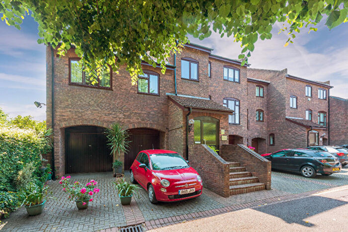 2 Bedroom Flat For Sale In Tangier Lane, Eton, Windsor, Windsor And Maidenhead, SL4