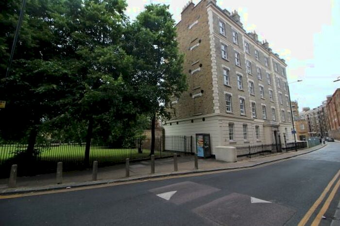 2 Bedroom Ground Flat To Rent In New Tower Buildings, Wapping High Street, London, E1W