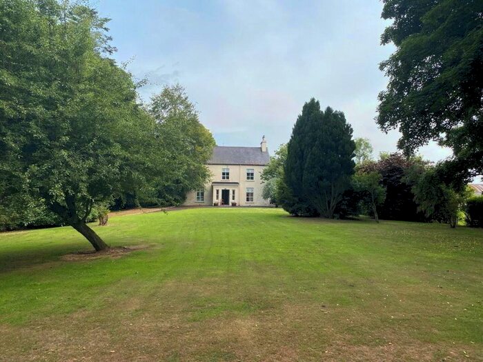 6 Bedroom Detached House For Sale In Macfin Road, Ballymoney, BT53