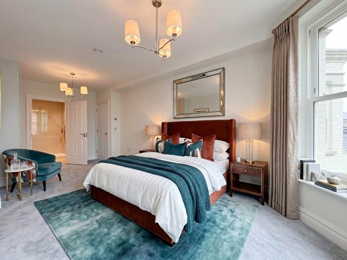 1 Bedroom Apartment For Sale In Off Fountain Way, Wilton Road, Salisbury, SP2