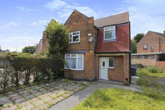 4 Bedroom Property To Rent In Tennent Road, York, YO24
