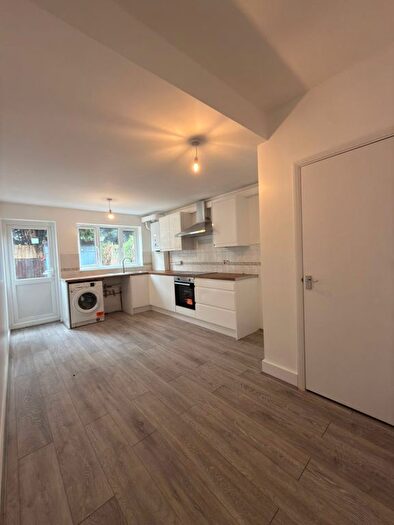 2 Bedroom Terraced House To Rent In Cheshunt, EN8