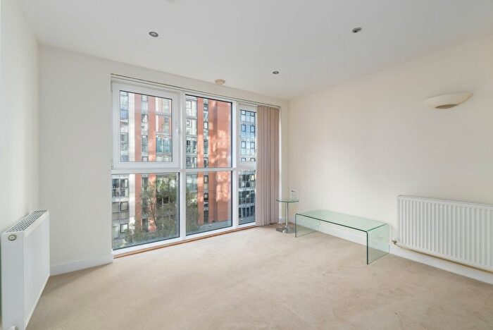 1 Bedroom Flat To Rent In Seagull Lane, London, E16