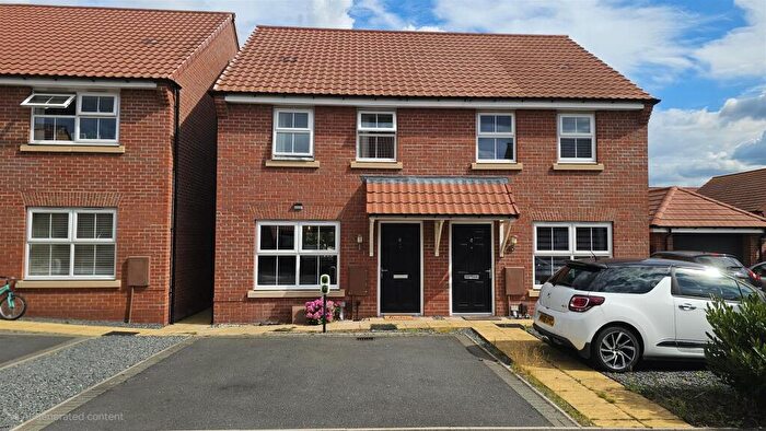 2 Bedroom Semi Detached House For Sale In Harris Road, Bingham, NG13