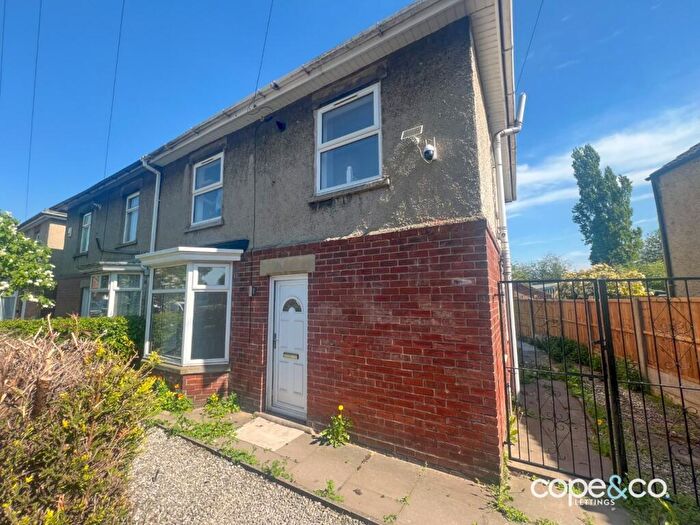 3 Bedroom Semi-Detached House To Rent In Victoria Street, Somercotes, Alfreton, Derbyshire, DE55