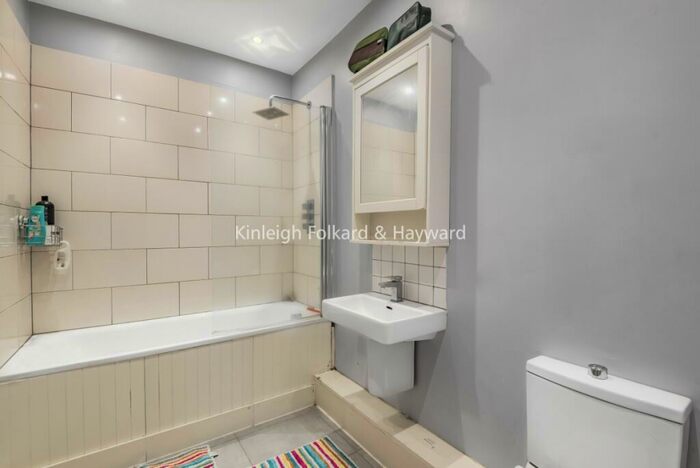 2 Bedroom Apartment To Rent In Crayford Road Tufnell Park, N7