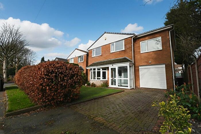 4 Bedroom Detached House For Sale In Torrington Road, Swinton, M27