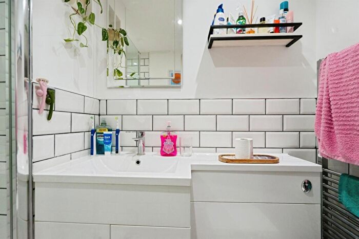 2 Bedroom Apartment For Sale In Waterloo Street, Hove, BN3