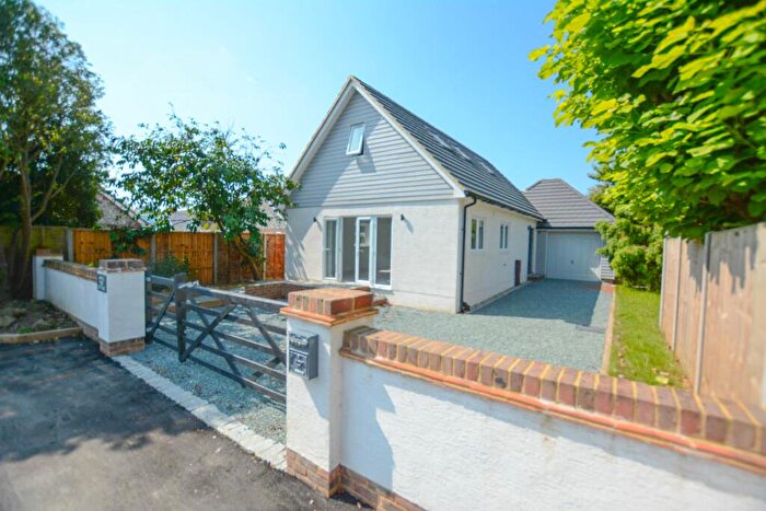 4 Bedroom Detached House To Rent In Highground Lane, Barnham, PO22