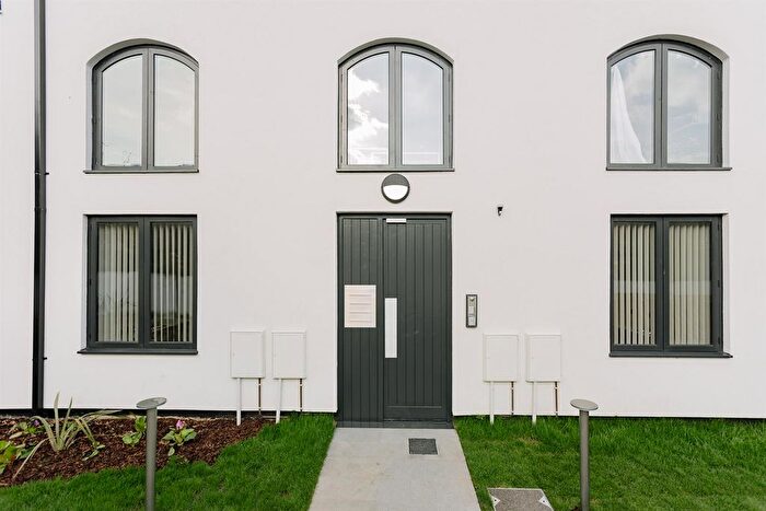 1 Bedroom Flat To Rent In Fonthill Mews, Finsbury Park, N4