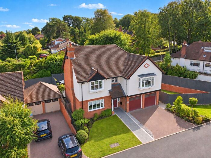 4 Bedroom Detached House For Sale In Oakgrove Gardens, Liverpool, L25