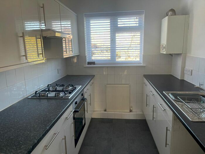 2 Bedroom Flat To Rent In Curwen Place, Preston, Brighton, BN1