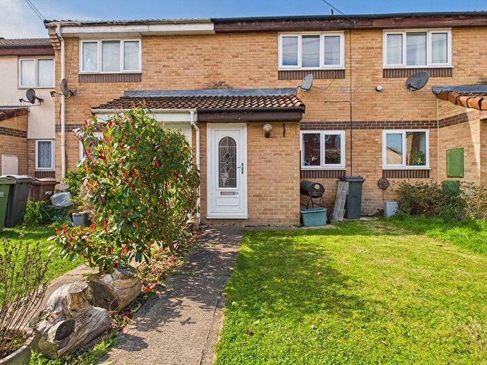 2 Bedroom Terraced House To Rent In Mulberry Close, Hardwicke, Yq, GL2