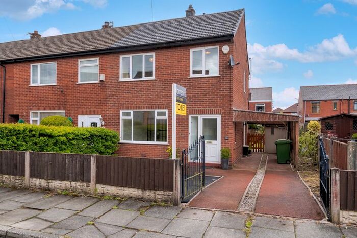 3 Bedroom Semi-Detached House To Rent In Zetland Avenue North, Morris Green, Bolton, Lancashire., BL3