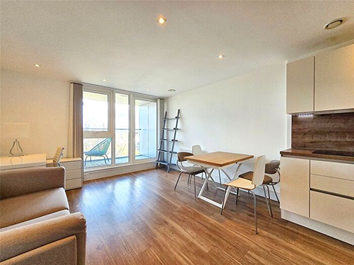 1 Bedroom Flat To Rent In Tavern Quay, Rope Street, Surrey Docks, SE16