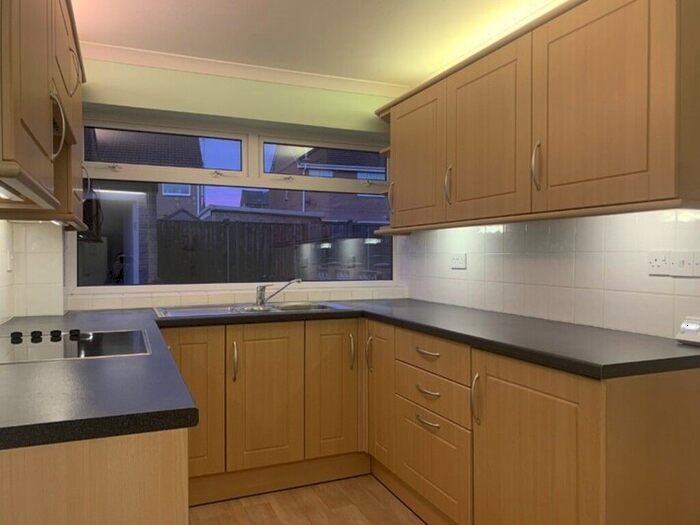 3 Bedroom Semi-Detached House To Rent In Hirstlands Drive, Ossett, WF5