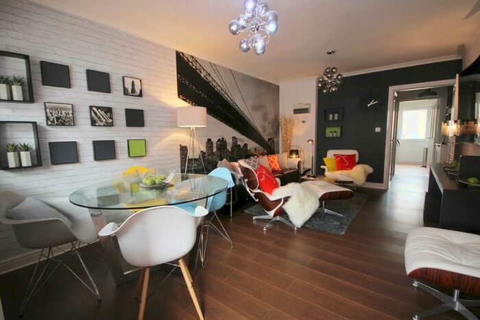 4 Bedroom End Of Terrace House To Rent In Clifton Road, Aylestone, Leicester, LE2