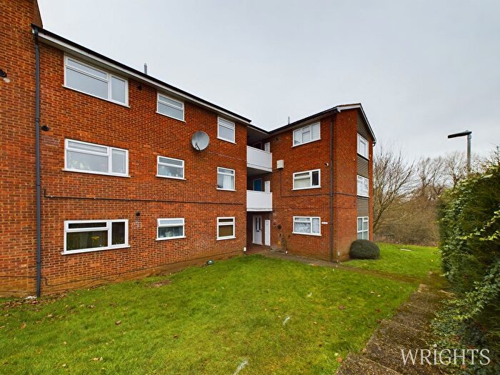 1 Bedroom Flat To Rent In Woburn Close, Stevenage, SG2