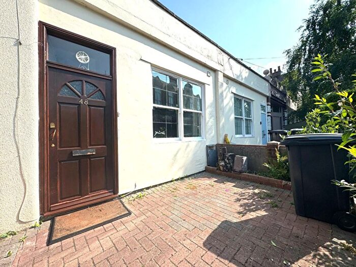 6 Bedroom Terraced House To Rent In Fairfield Road, Montpelier, BS6