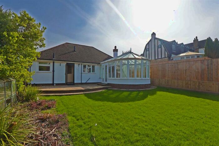 3 Bedroom Detached House To Rent In Hartley Old Road, Purley, CR8