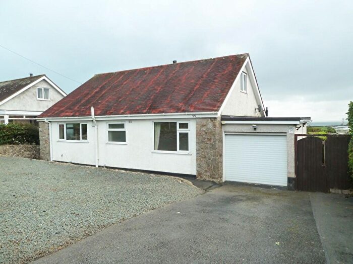 2 Bedroom Detached Bungalow For Sale In Maes Llydan, LL74