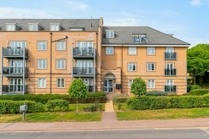 2 Bedroom Flat To Rent In Constables Way, Hertford, SG13
