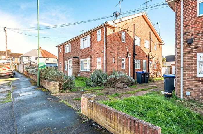 Studio To Rent In Arundel House, Middle Road, Lancing, West Sussex, BN15