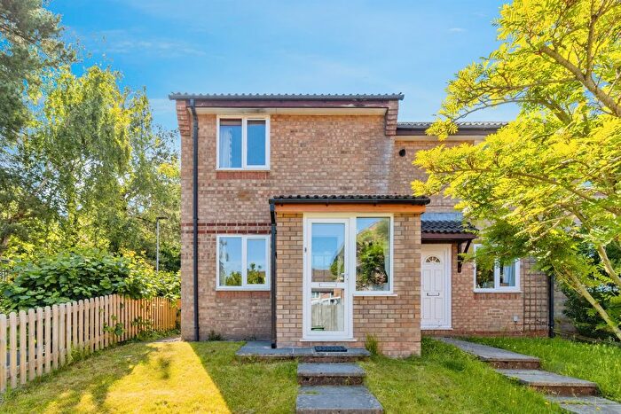 2 Bedroom End Of Terrace House For Sale In Drum Way, Heathfield, Newton Abbot, TQ12