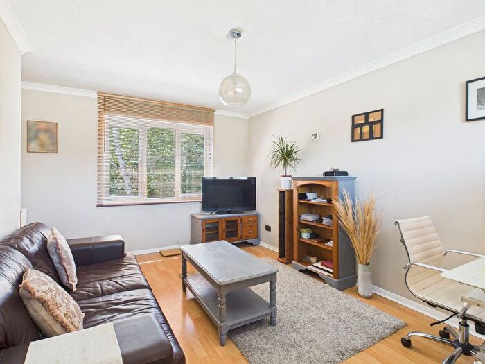 1 Bedroom Flat To Rent In Larkham Close, Feltham, TW13