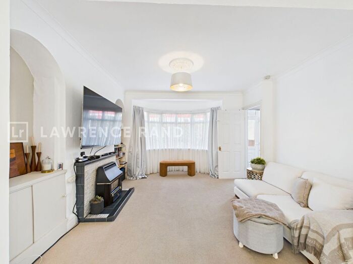 2 Bedroom Terraced House To Rent In Bempton Drive, Ruislip, HA4