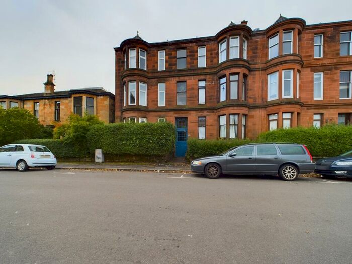 2 Bedroom Flat To Rent In Fergus Drive, North Kelvinside, G20