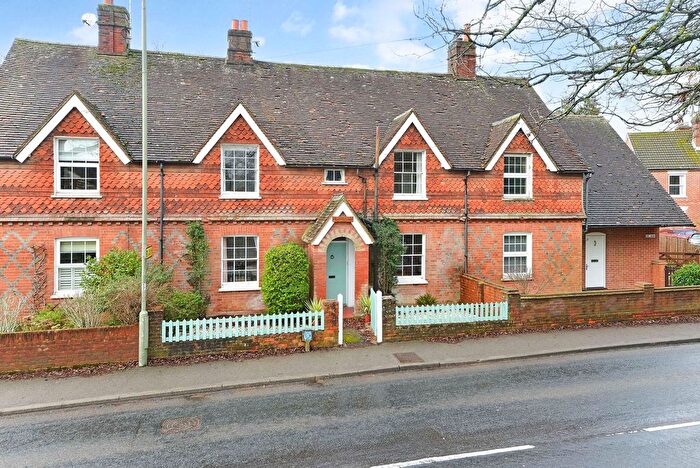 4 Bedroom Terraced House For Sale In Ewhurst Road, Cranleigh, GU6