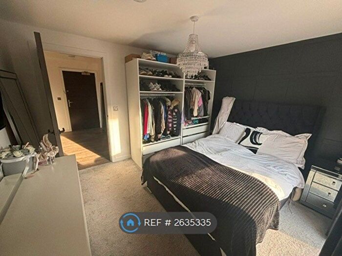 1 Bedroom Flat To Rent In Robinson Way, Chester, CH1