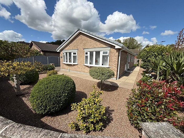 3 Bedroom Detached Bungalow For Sale In Bellerby Road, Skellow, Doncaster, DN6