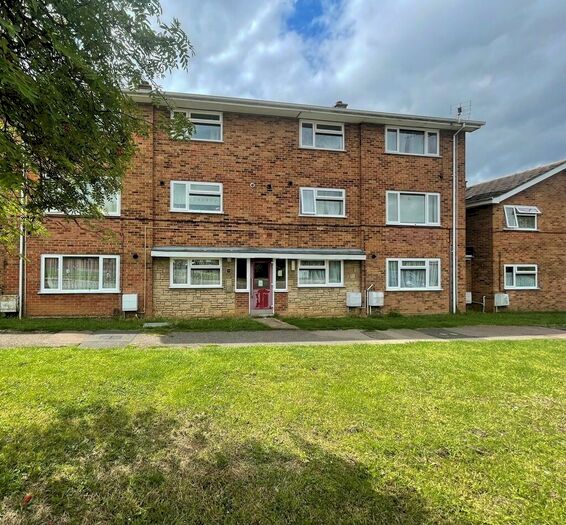 1 Bedroom Flat To Rent In Lammas Gardens, Huntingdon, PE29