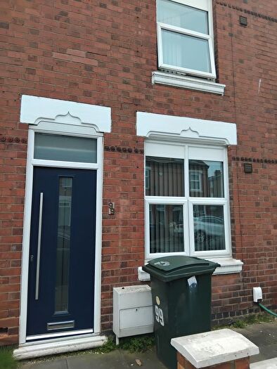 5 Bedroom Terraced House To Rent In St. Georges Road, Coventry, CV1