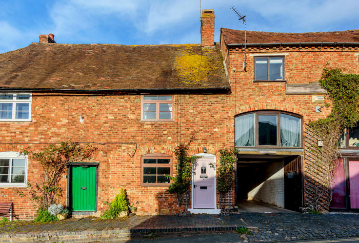 2 Bedroom Terraced House To Rent In Mill Street, Tewkesbury, Gloucestershire, GL20