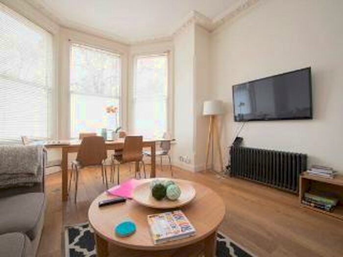 4 Bedroom Flat To Rent In Avenue Road, London, N6