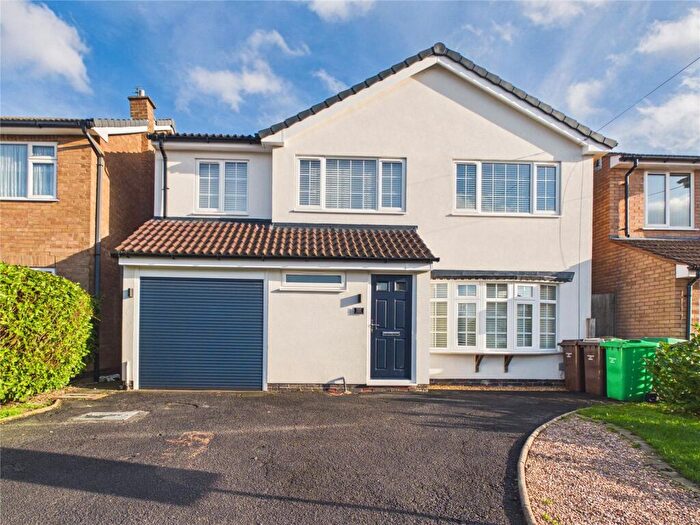 4 Bedroom Detached House For Sale In Normanby Road, Nottingham, Nottinghamshire, NG8