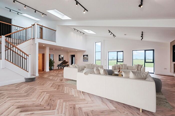 4 Bedroom Barn Conversion For Sale In Hillesden, Hillesden, Buckingham, MK18