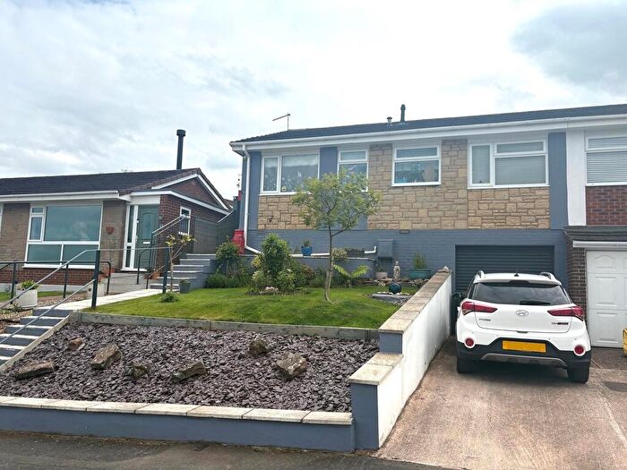 2 Bedroom Bungalow For Sale In Anstey Crescent, Tiverton, EX16