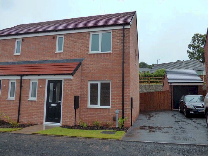 3 Bedroom Semi-Detached House To Rent In Slater Way, Ilkeston., DE7