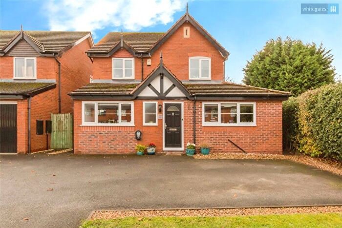 3 Bedroom Detached House For Sale In Newcastle Road, Shavington, Crewe, Cheshire, CW2