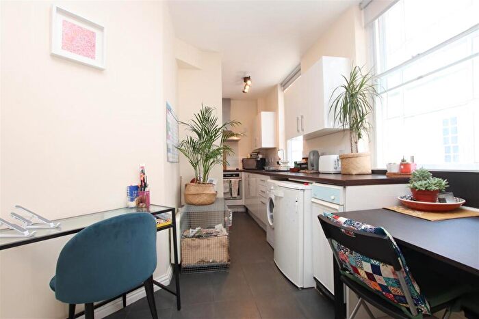 1 Bedroom Flat To Rent In Denmark Street, Bristol, BS1